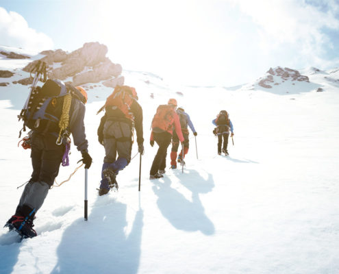 Outdoor group travel for mountaineering.
